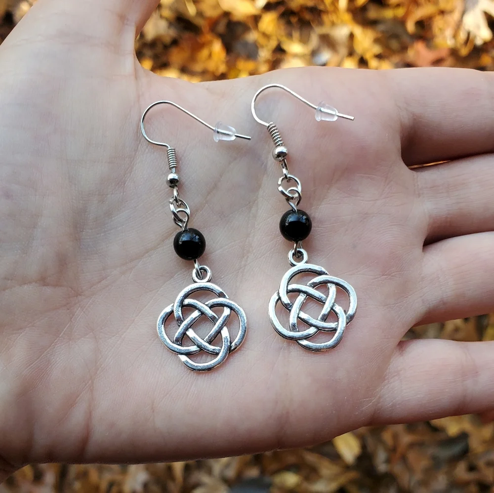 NWOT Silver Celtic Bead Drop Earrings - Picture 1 of 6